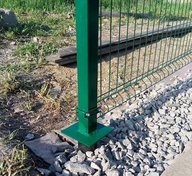 Заборные винтовые сваи в Анадыре